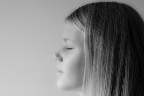 Portret en profiel in zacht natuurlijk licht